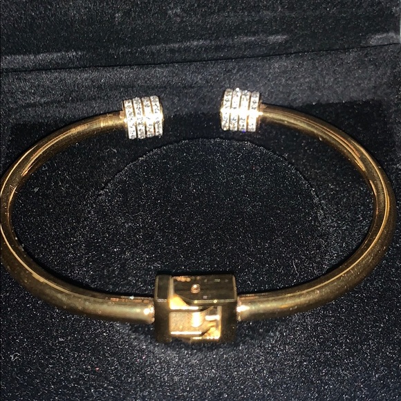 Stainless steel gold bracelet (box not included) - Picture 4 of 4